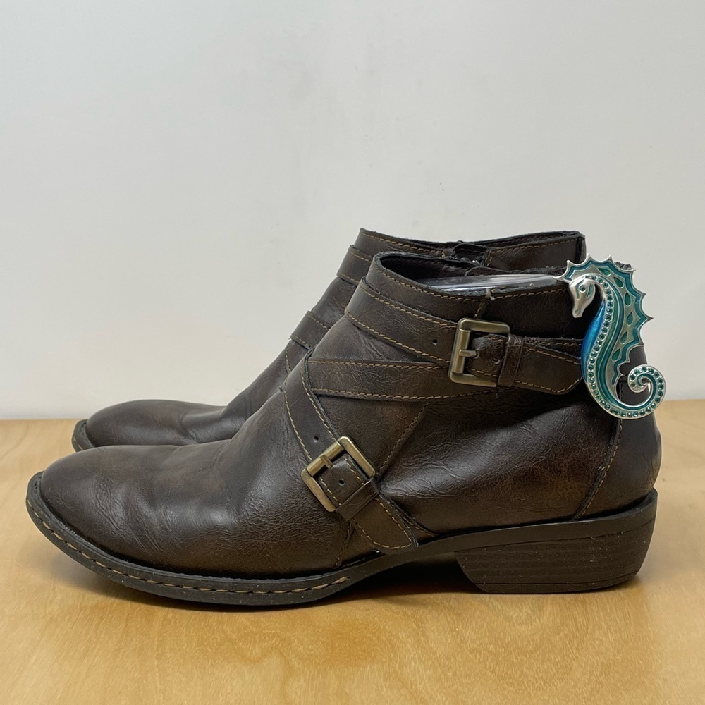 B.O.C. Brown Vegan Leather Ankle Boots w/Strap & Buckle Detail Zippered Size 8